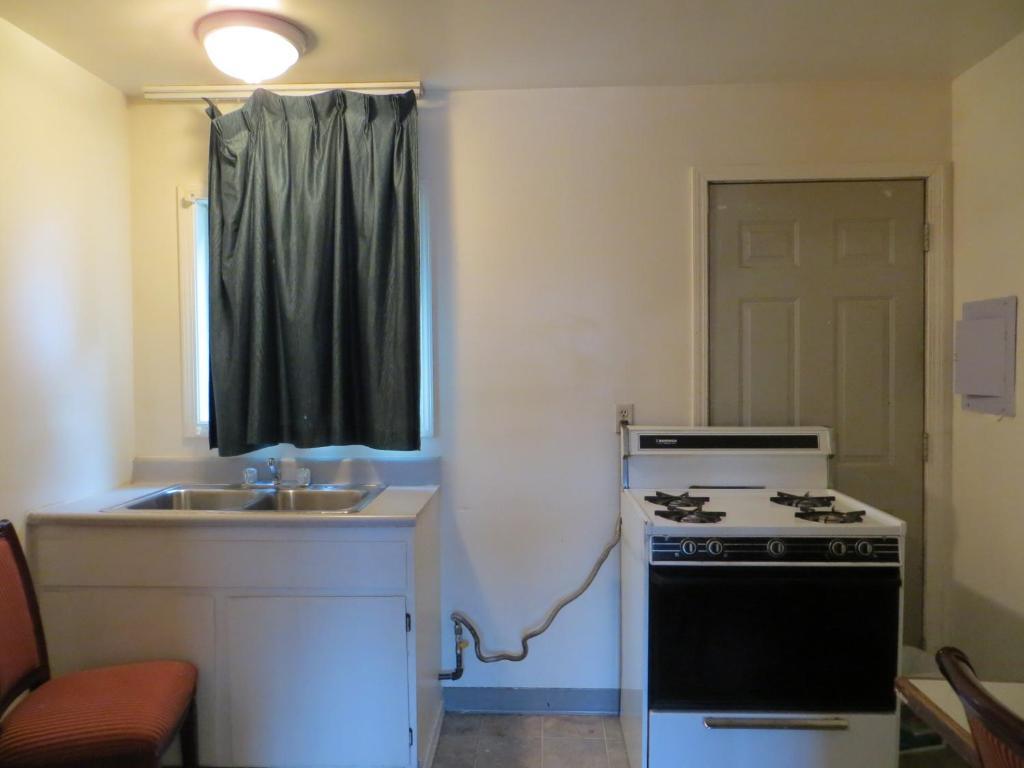Madison Suites Motel Portland Pokój zdjęcie